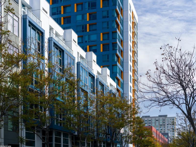 Rent: 2BR Condo in Inner Harbor