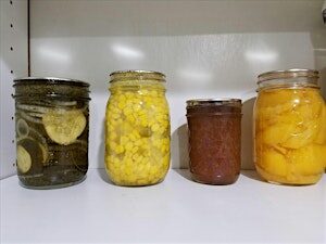 Canning: Grow It, Eat It, Preserve It! Pressure Canning